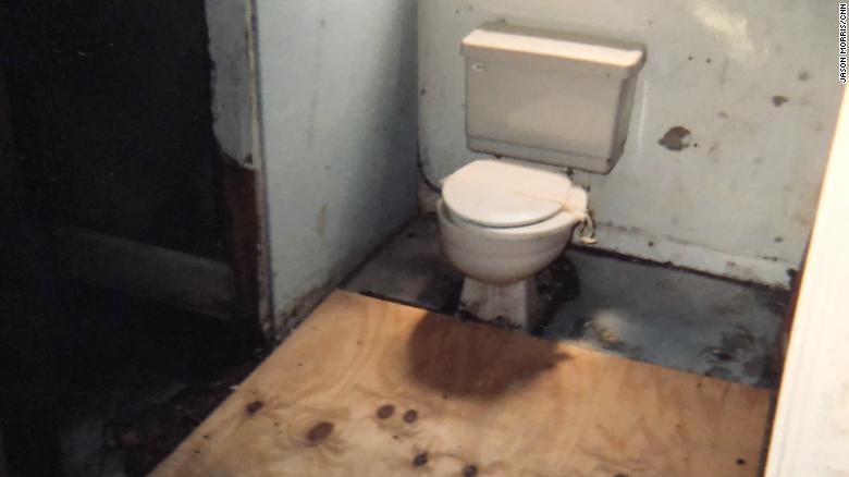 Turpins toilet